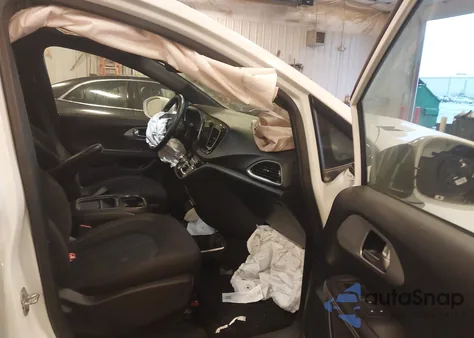 2020 Chrysler Pacifica Touring from USA, damaged, VIN 2C4RC1FG0LR233170